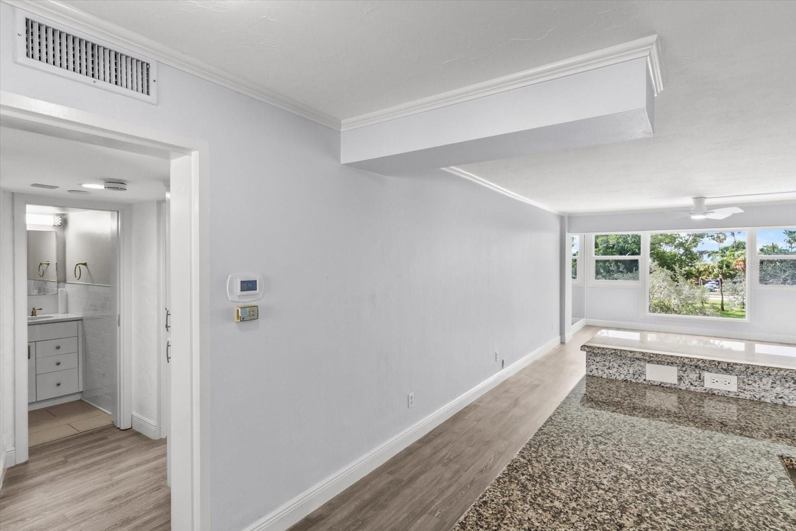 33 S GULFSTREAM AVE #307 — photo 16