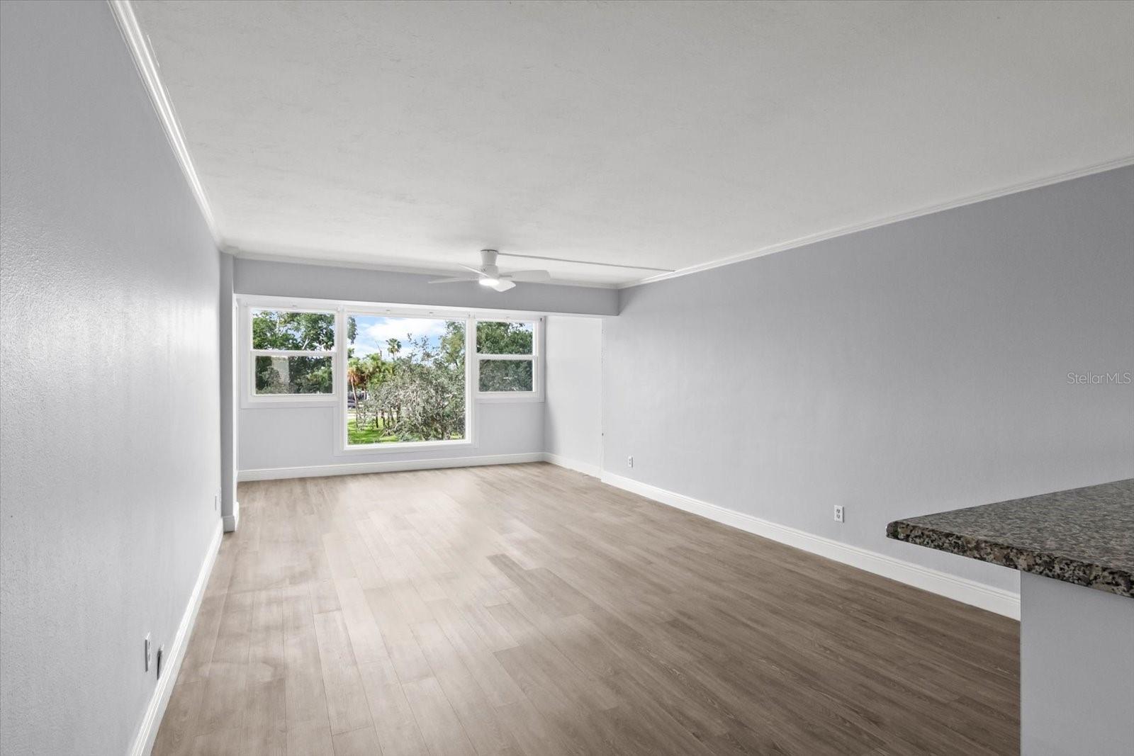 33 S GULFSTREAM AVE #307 — photo 15