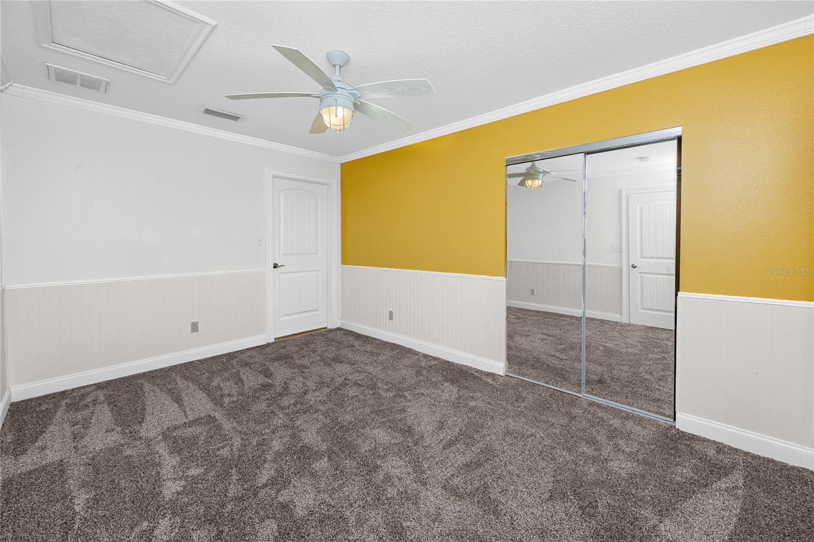 600 NORMANDY RD — photo 31