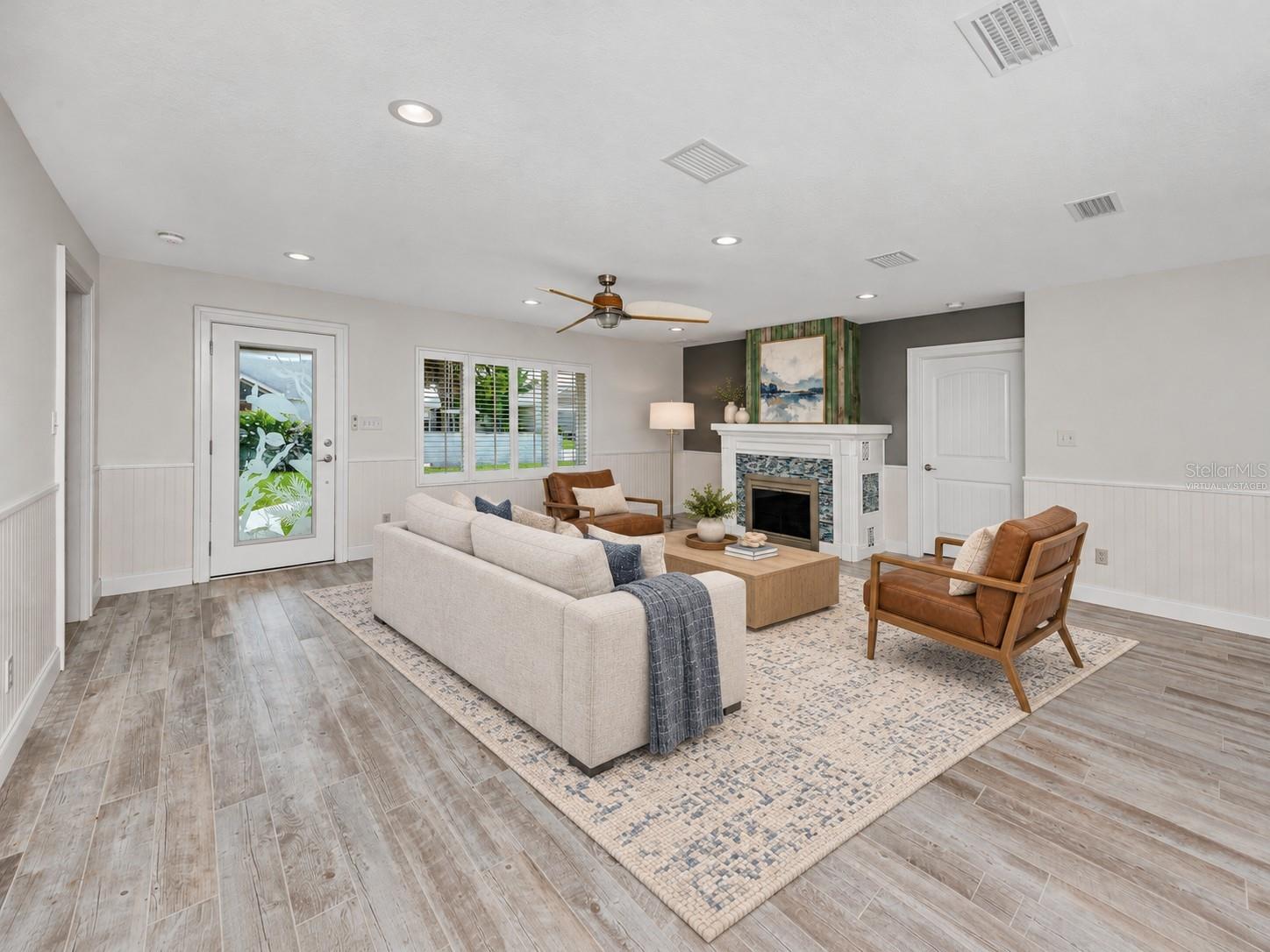 600 NORMANDY RD — photo 3