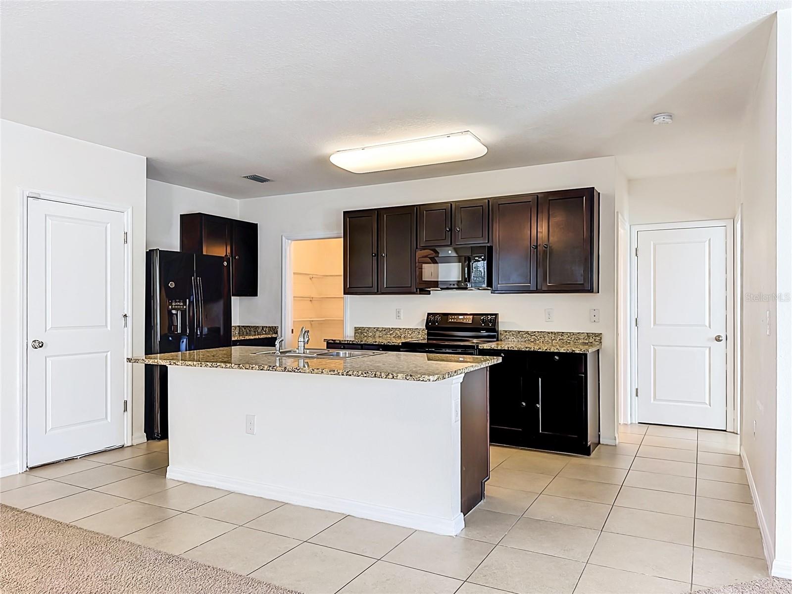4842 SAN PALERMO DR — photo 13