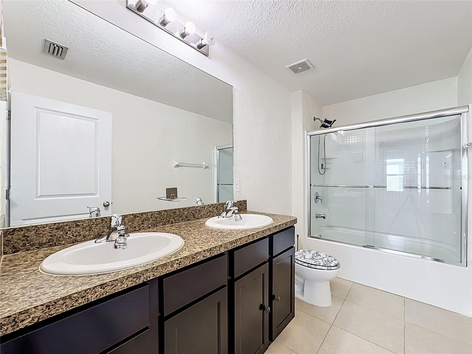 4842 SAN PALERMO DR — photo 26