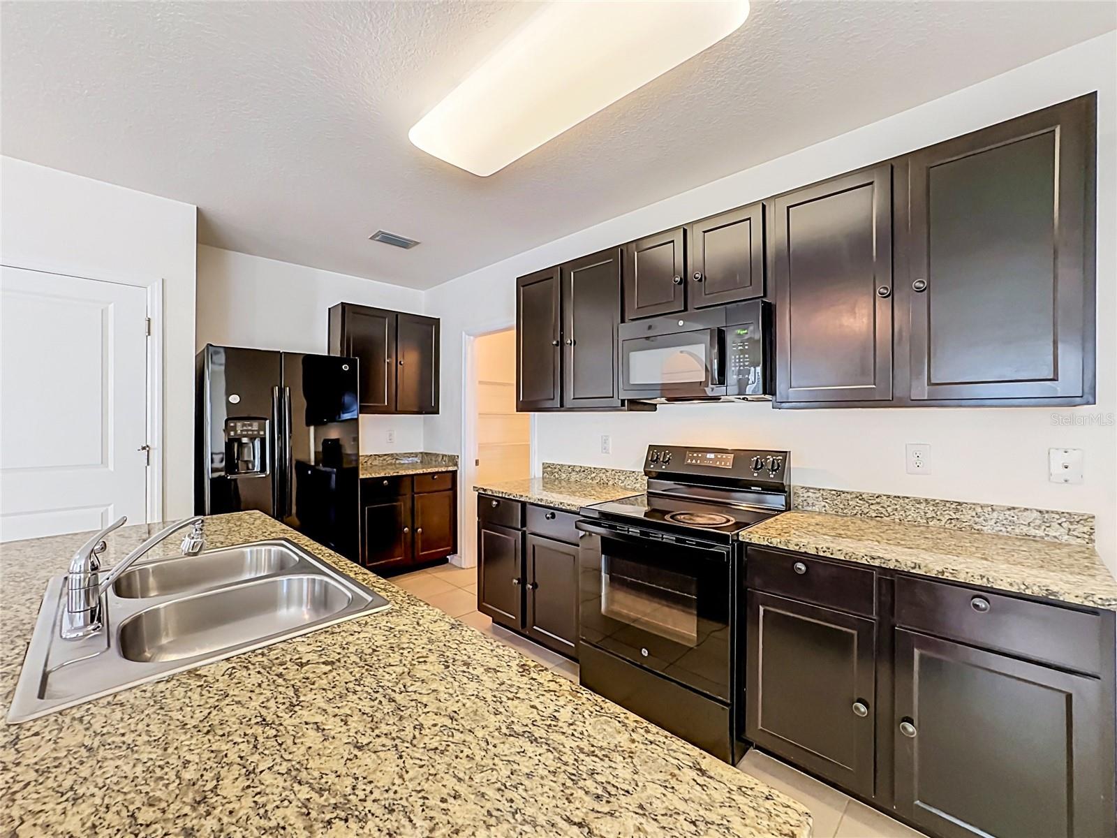 4842 SAN PALERMO DR — photo 12