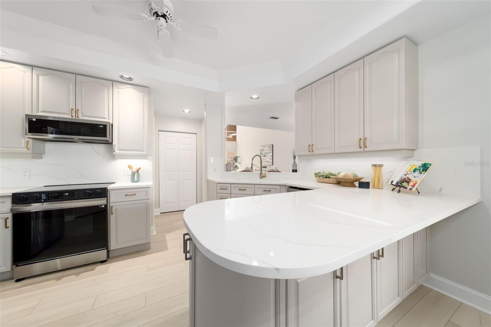 1703 STARLING DR #1703 — photo 9