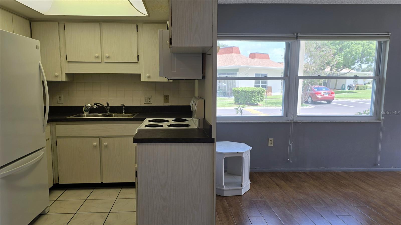 4319 TAHITIAN GARDENS CIR #A — photo 12