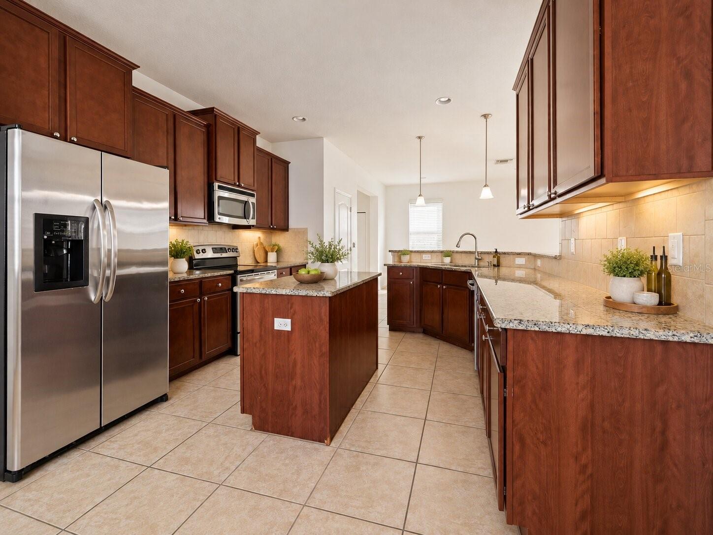36022 LAGUNA HILLS CIR — photo 14