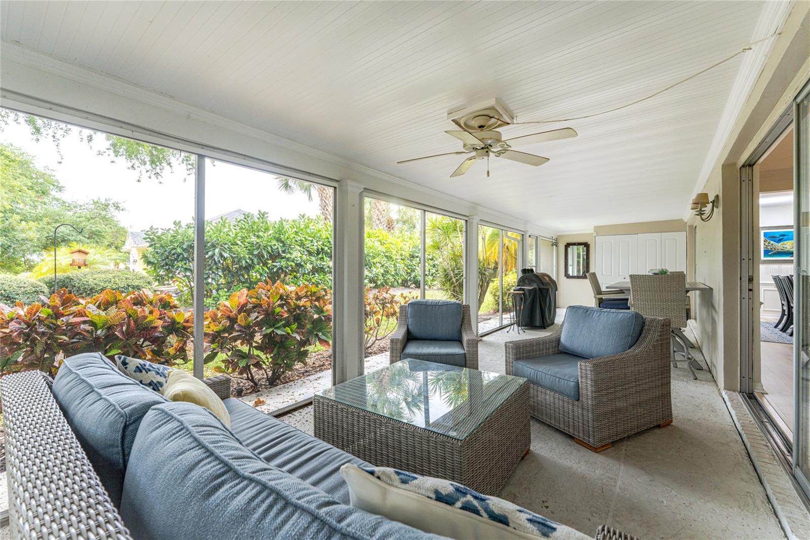4 CURACAO CIR #40 — photo 32