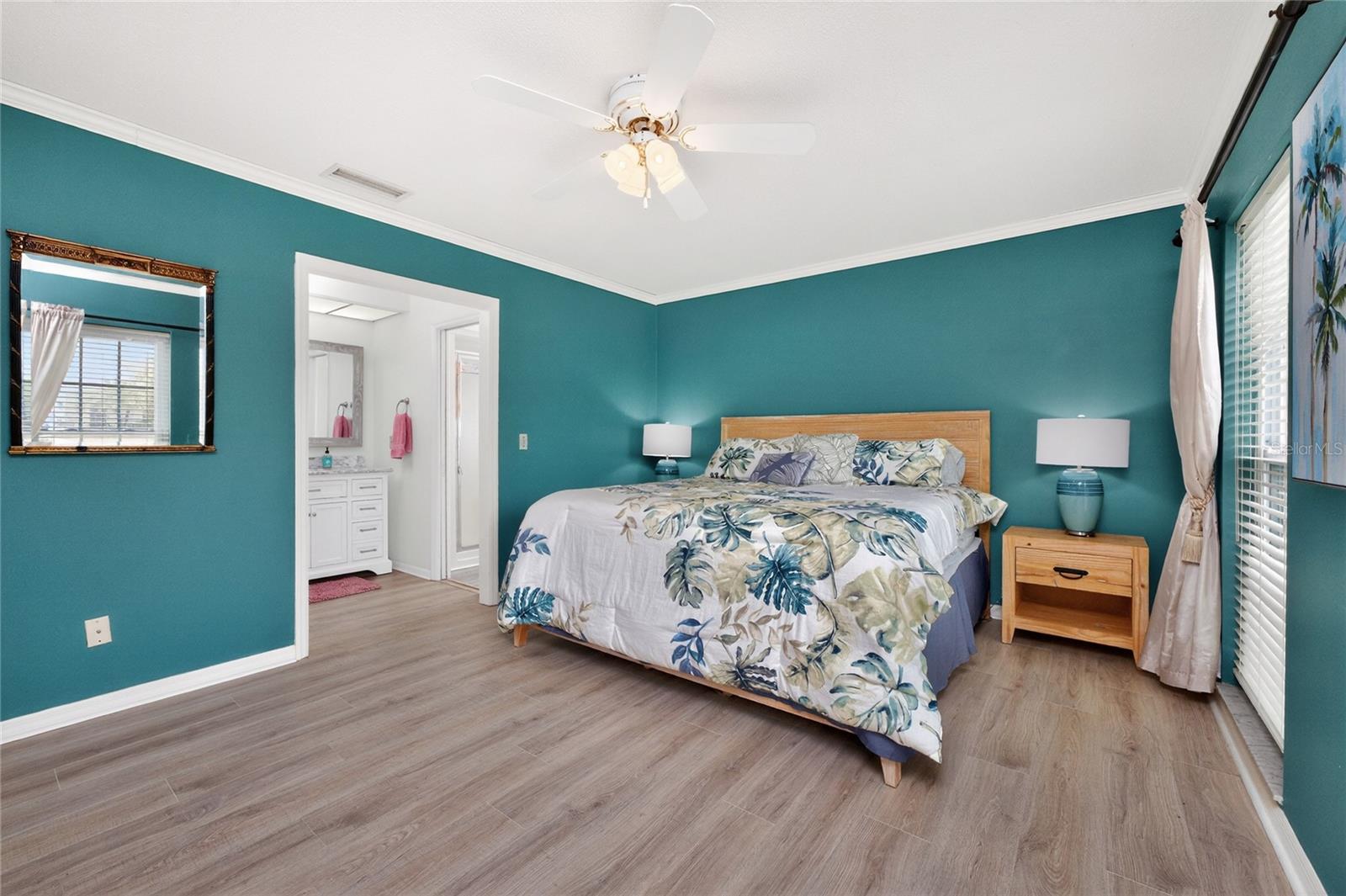 4 CURACAO CIR #40 — photo 22