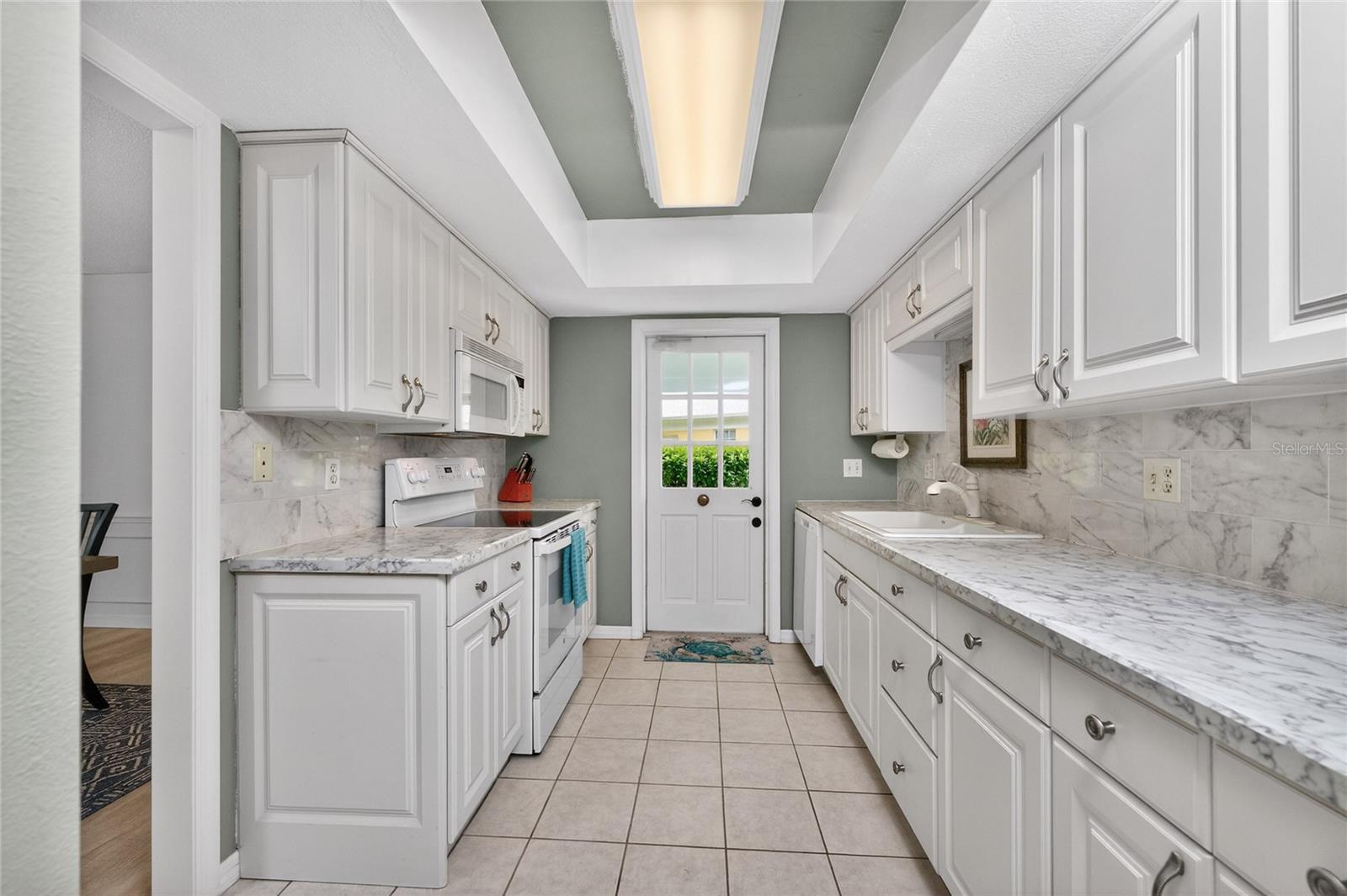 4 CURACAO CIR #40 — photo 17