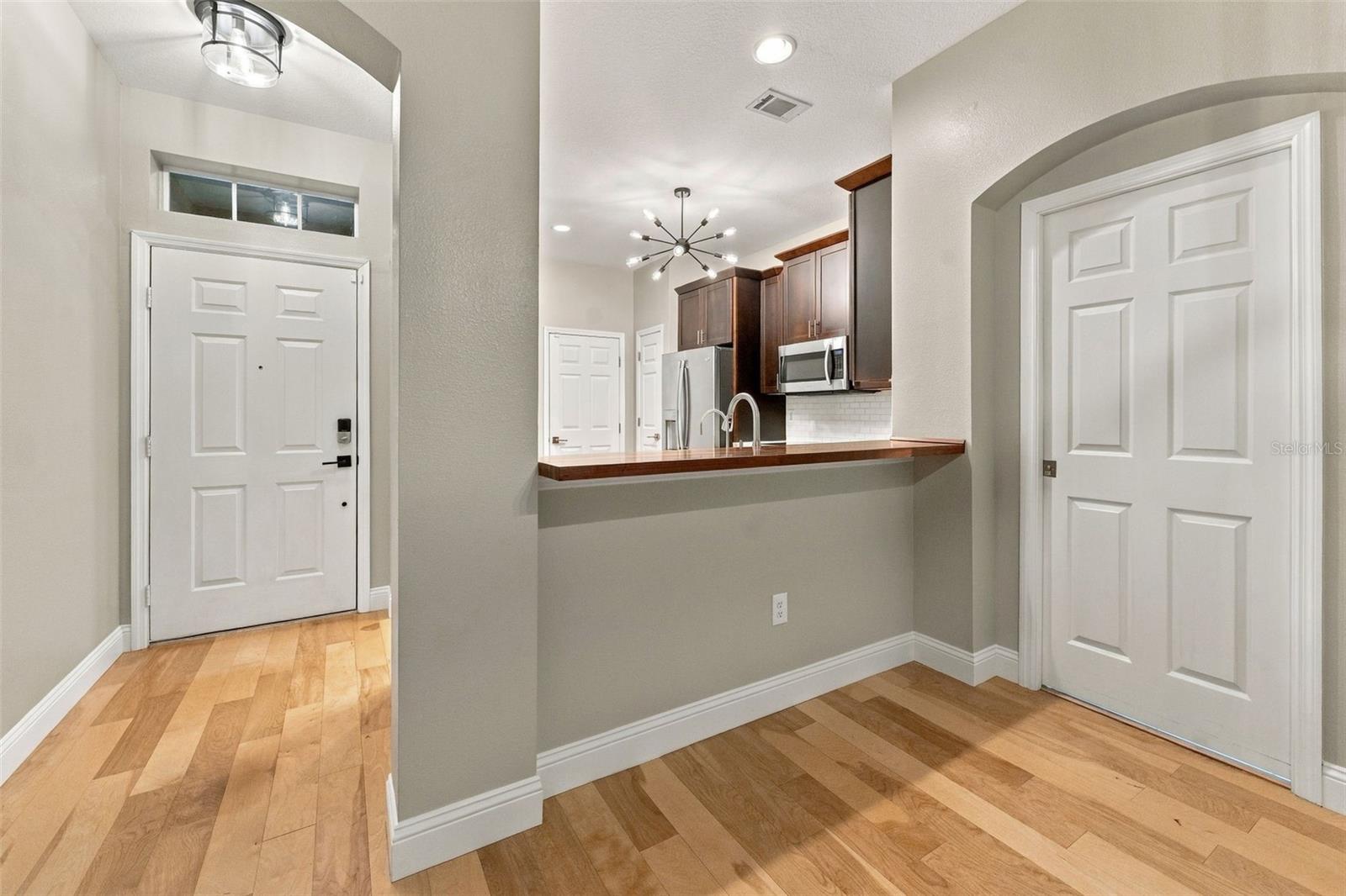 11035 WINDSOR PLACE CIR — photo 9