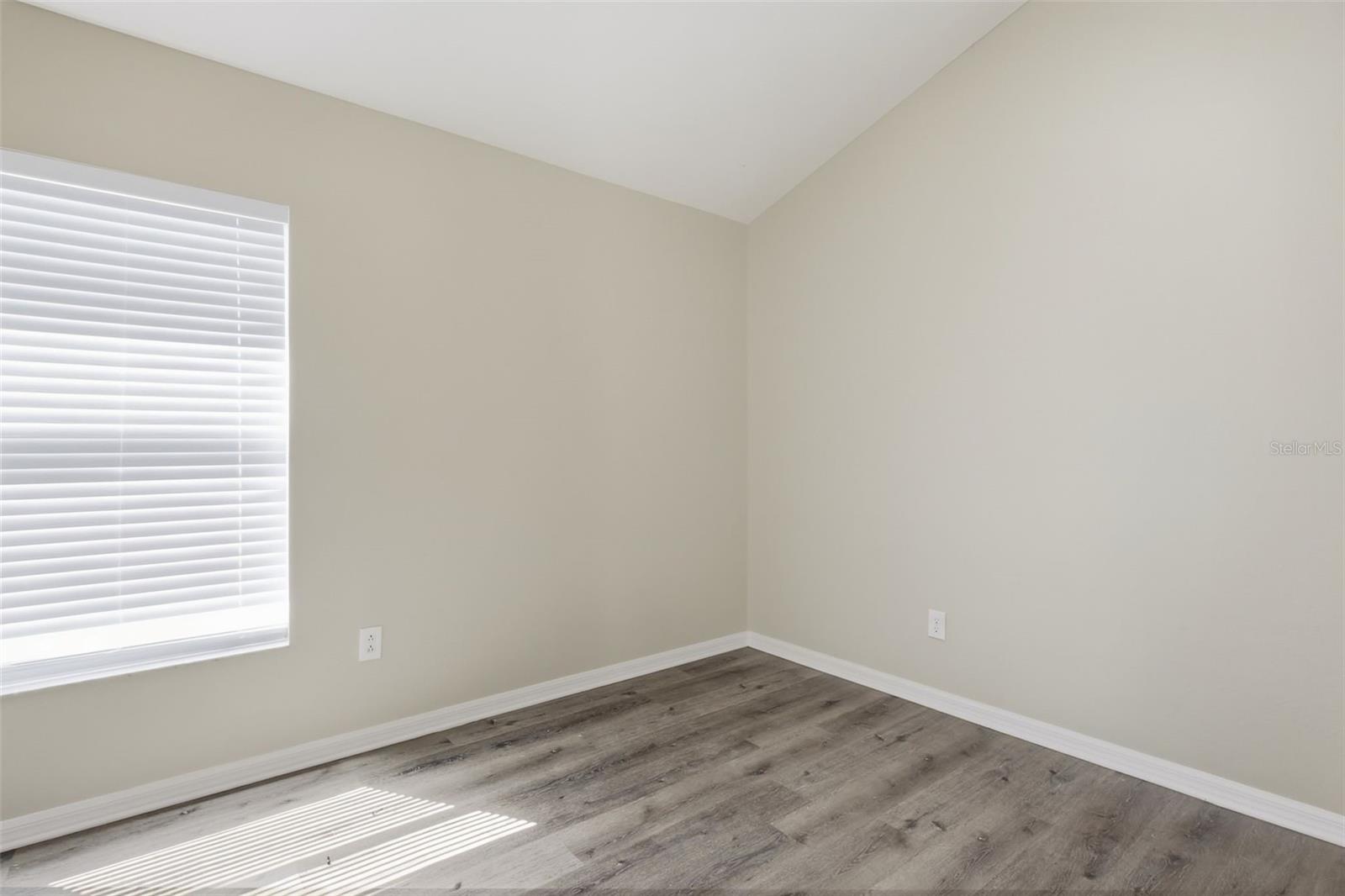 7627 BLUE SPRING DR — photo 29