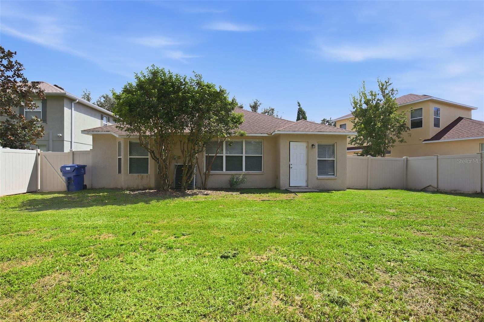 7627 BLUE SPRING DR — photo 33