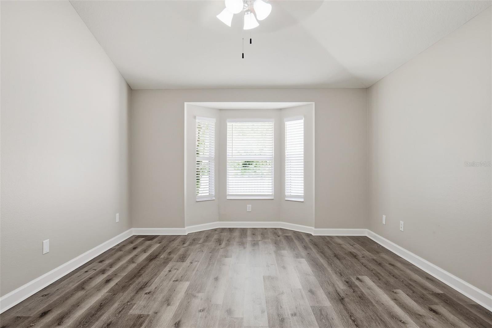 7627 BLUE SPRING DR — photo 24