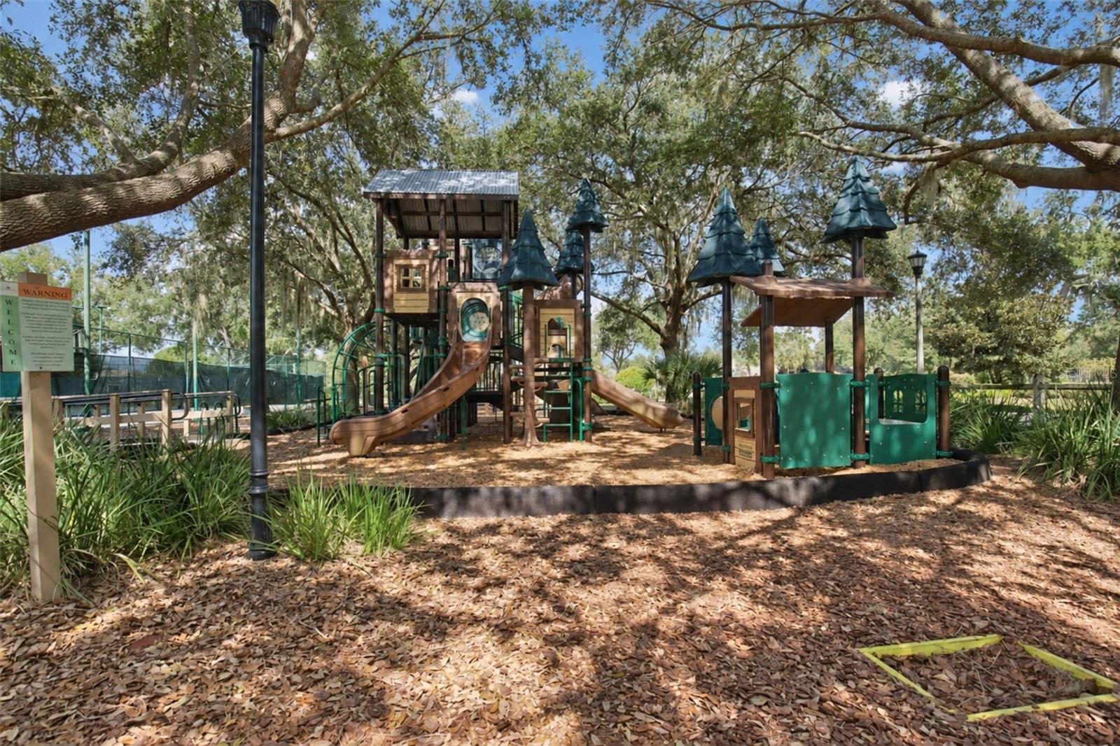 7627 BLUE SPRING DR — photo 37