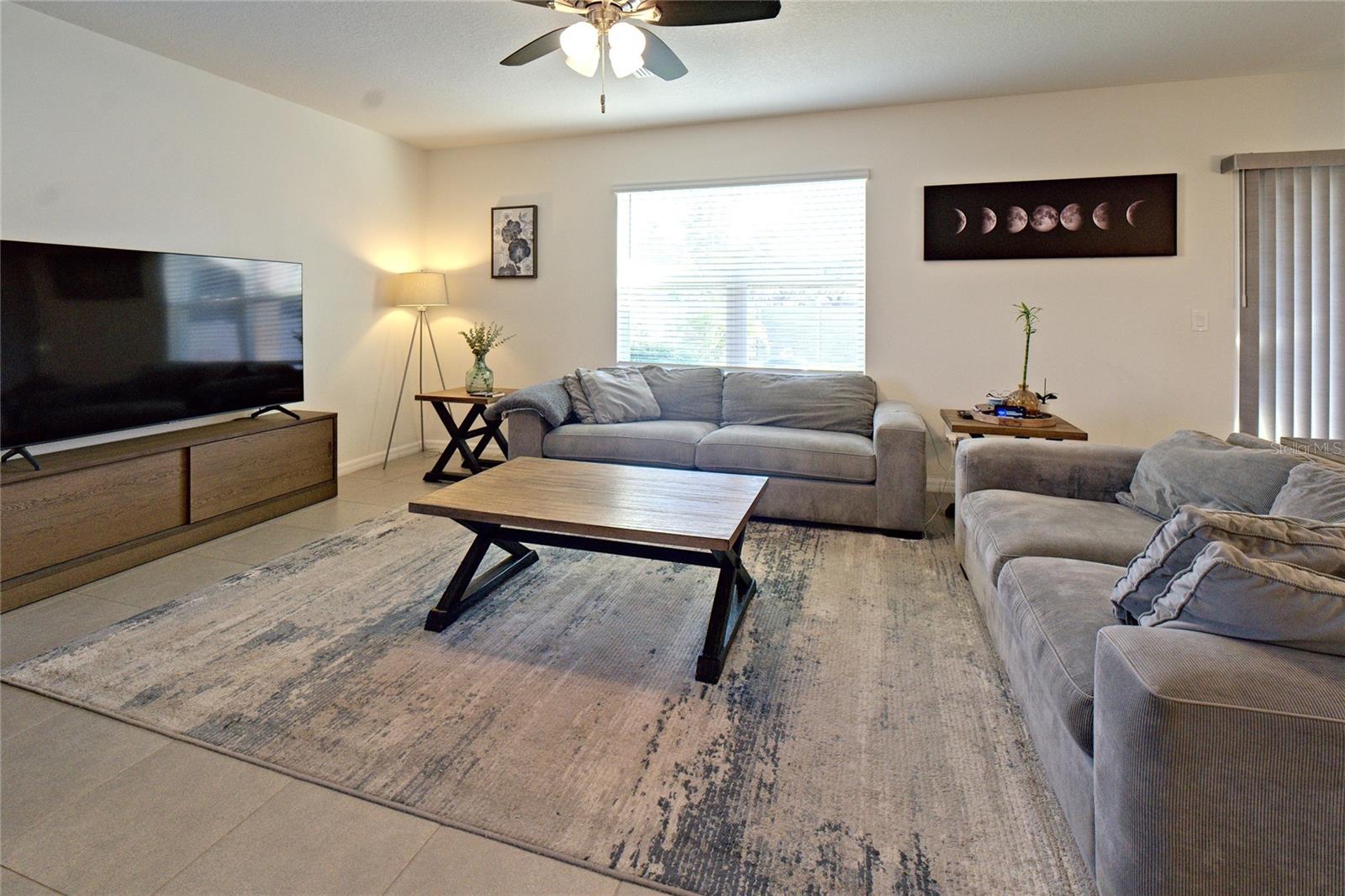 4805 SILVER TOPAZ ST — photo 10