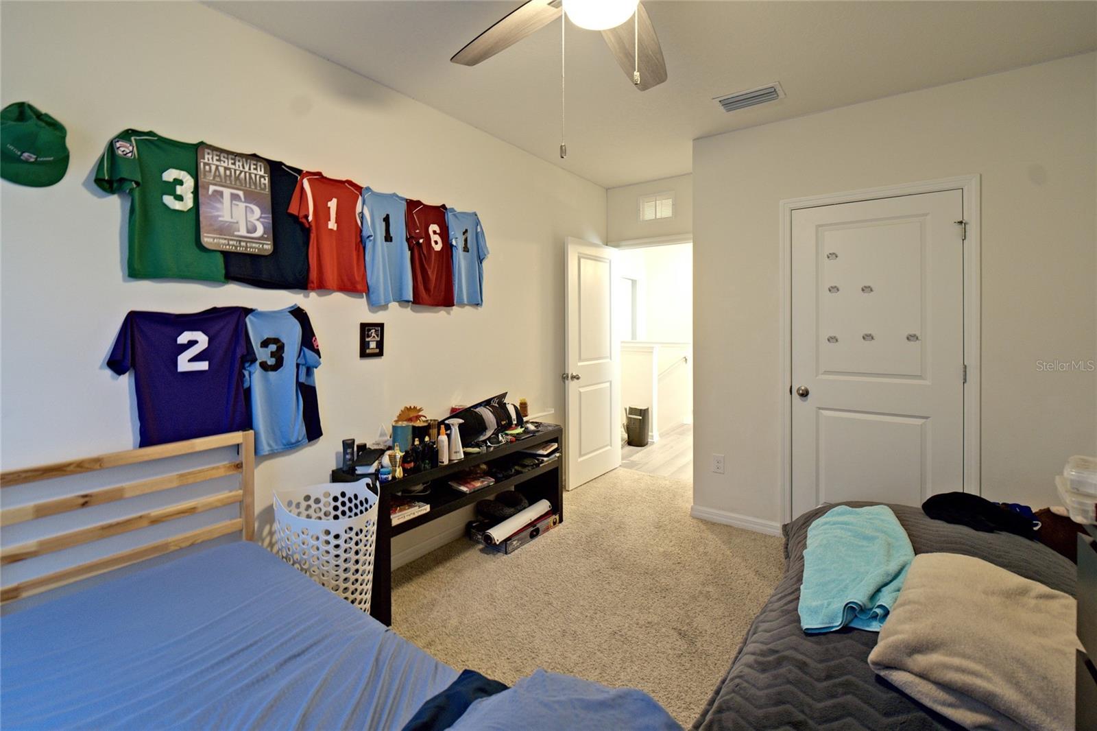 4805 SILVER TOPAZ ST — photo 25