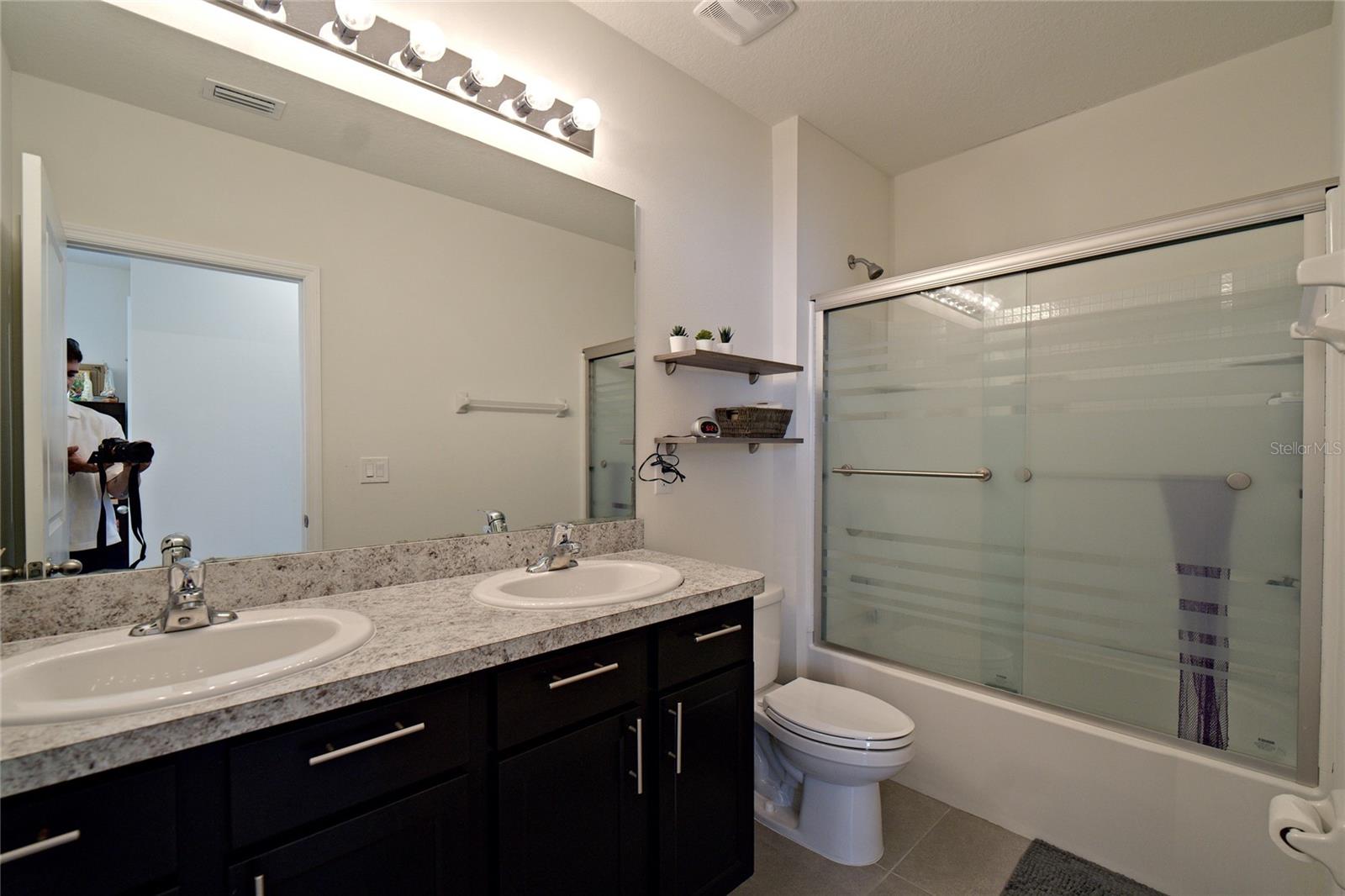 4805 SILVER TOPAZ ST — photo 22