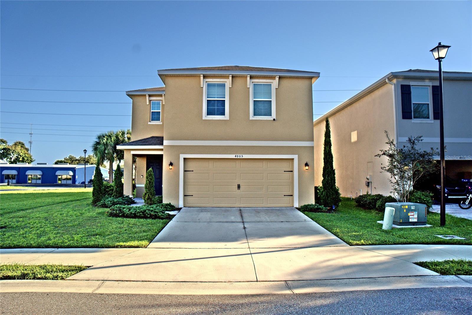 4805 SILVER TOPAZ ST — photo 2
