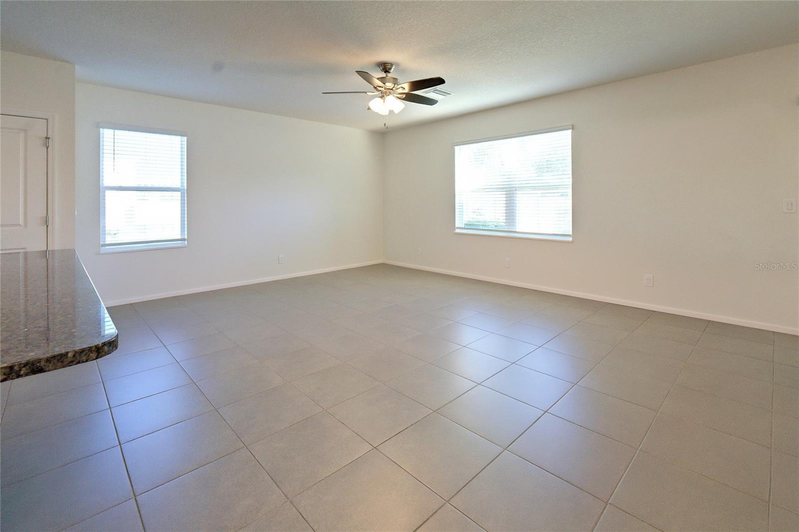 4805 SILVER TOPAZ ST — photo 34