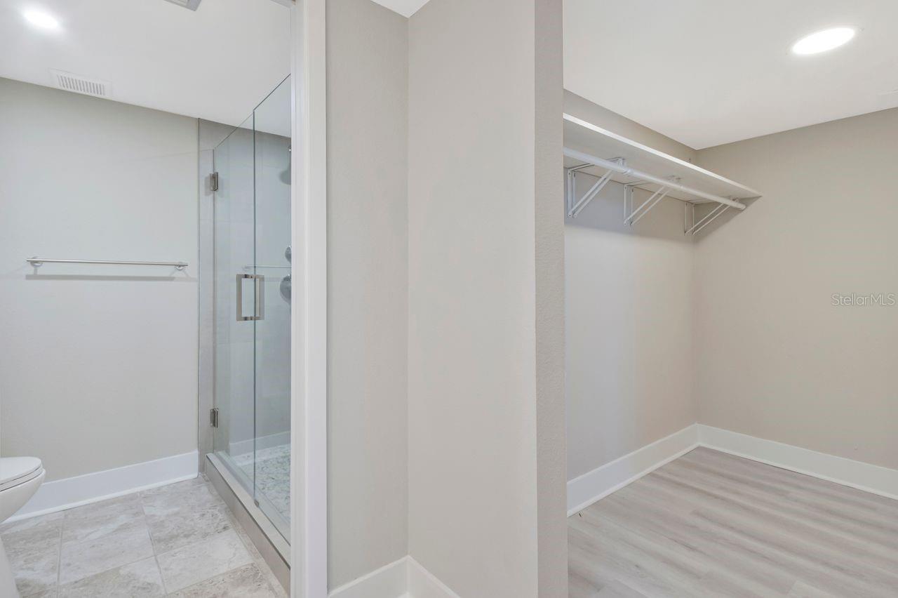7645 SUN ISLAND DR S #101 — photo 26