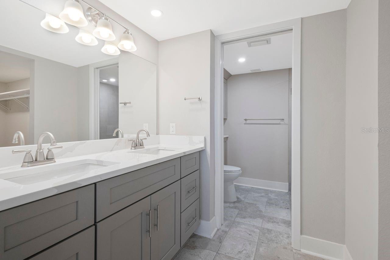 7645 SUN ISLAND DR S #101 — photo 24