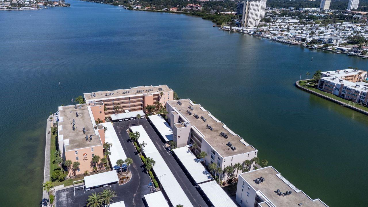 7645 SUN ISLAND DR S #101 — photo 4