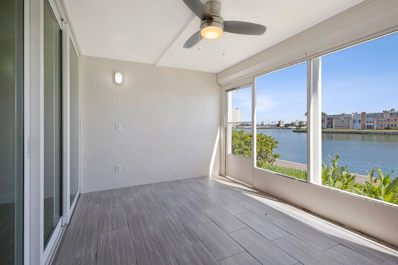 7645 SUN ISLAND DR S #101 — photo 18