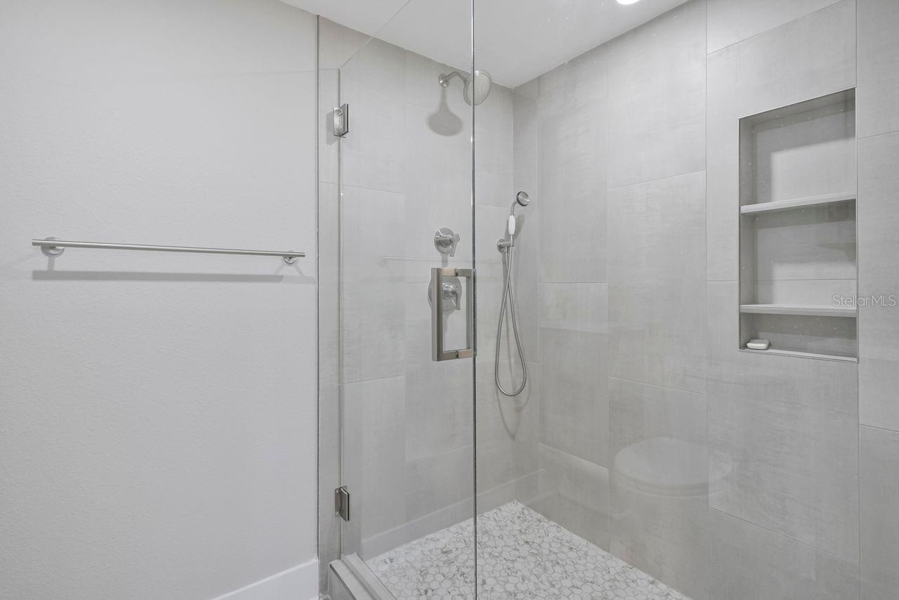 7645 SUN ISLAND DR S #101 — photo 25