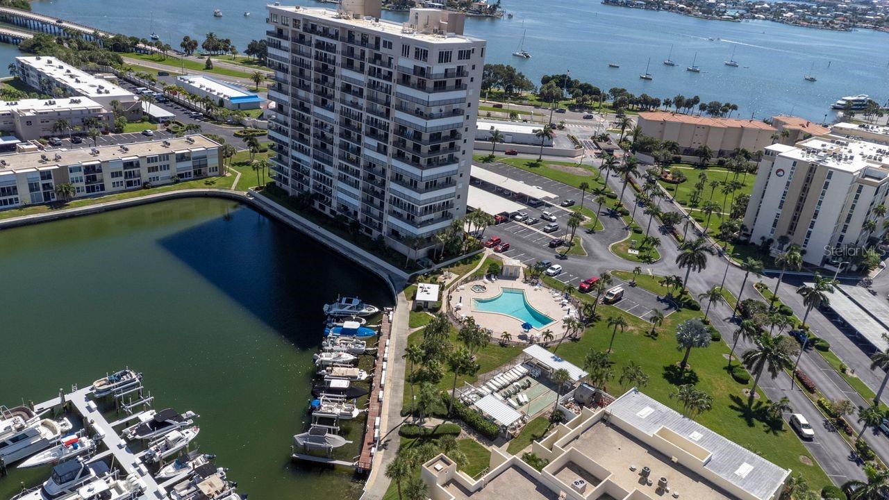 7645 SUN ISLAND DR S #101 — photo 39