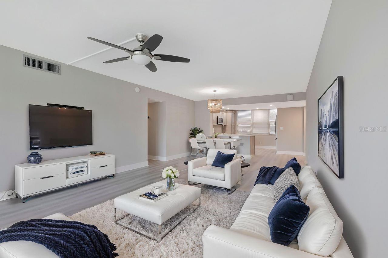 7645 SUN ISLAND DR S #101 — photo 10