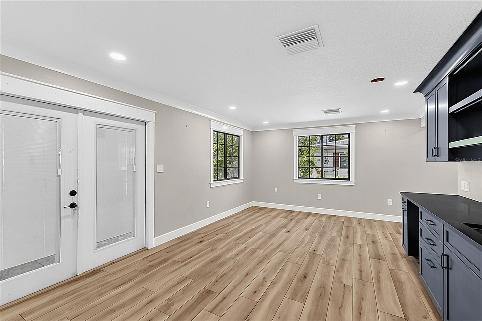 3254 ELLIOTT ST — photo 21