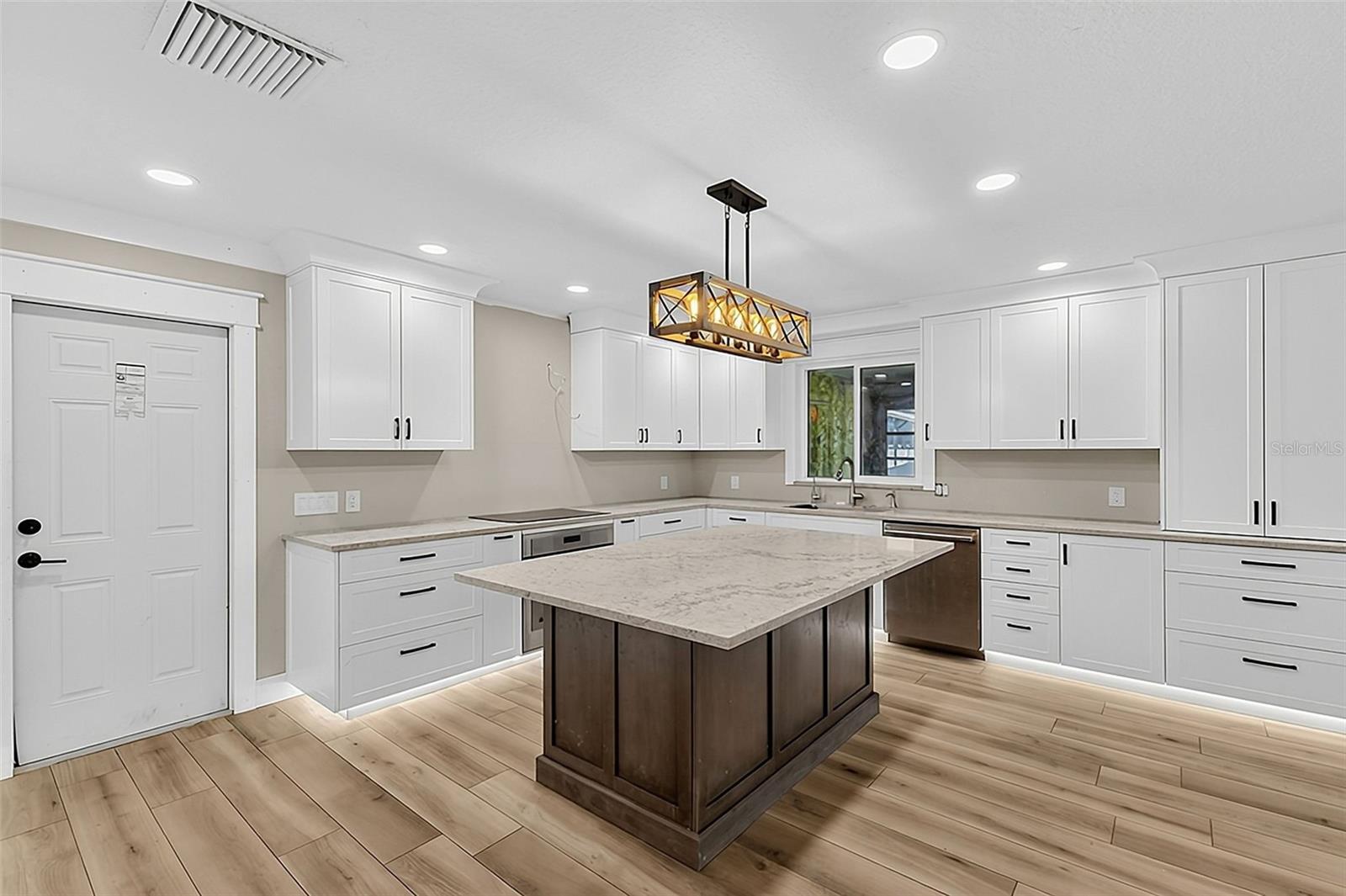 3254 ELLIOTT ST — photo 22