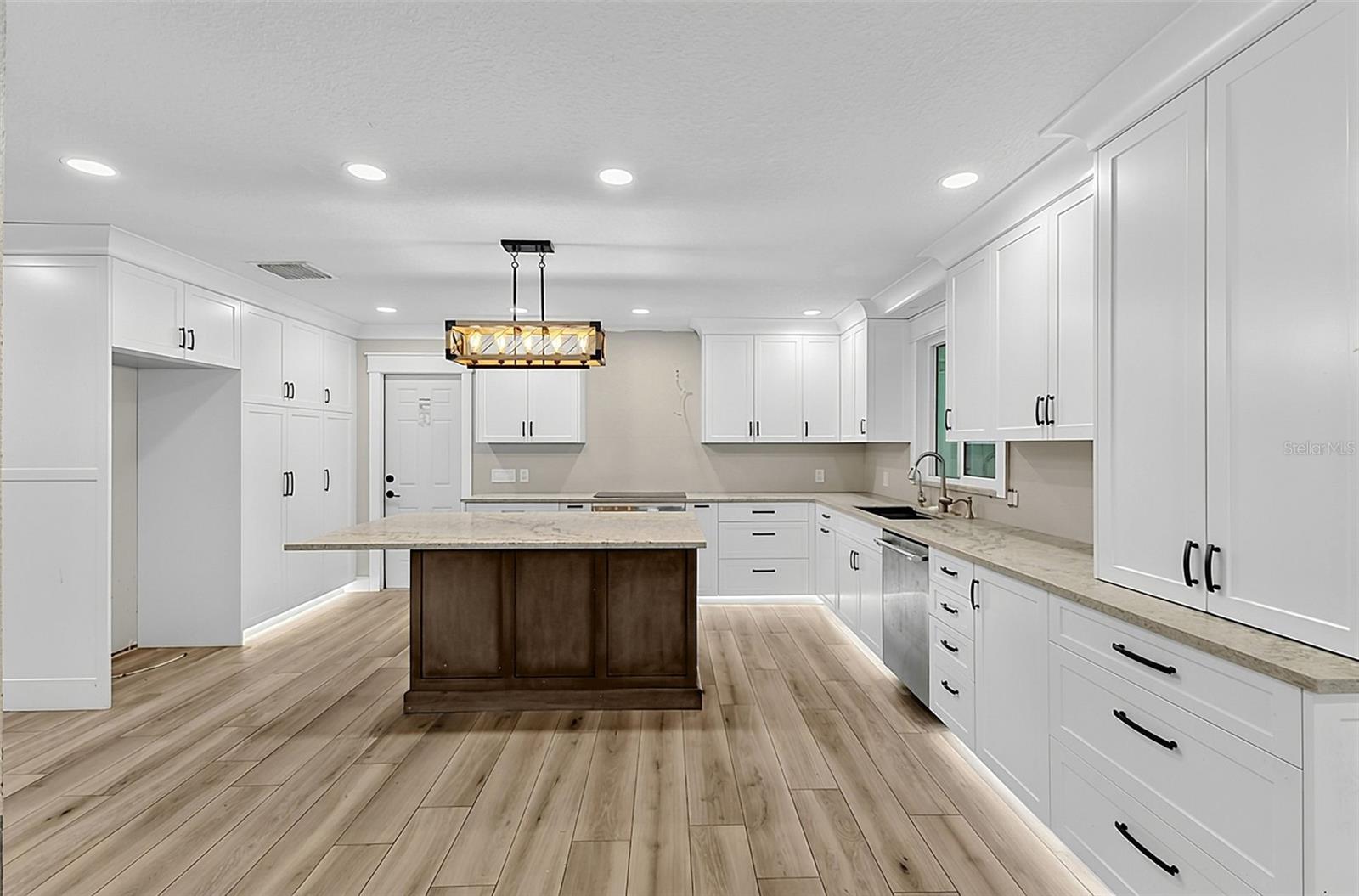 3254 ELLIOTT ST — photo 23