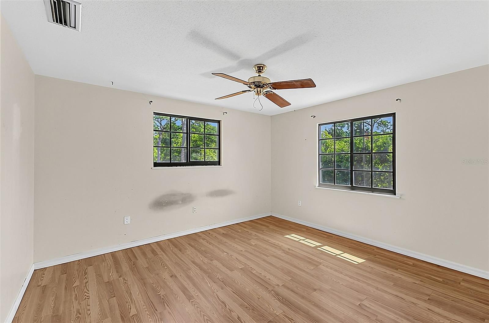 3254 ELLIOTT ST — photo 27