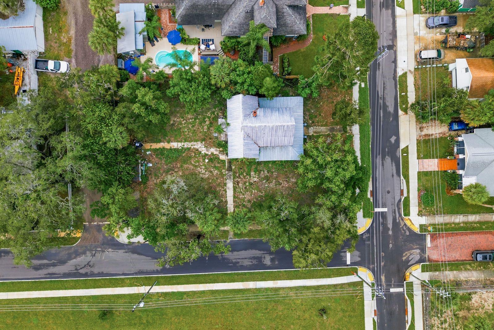 226 N GROSSE AVE — photo 42