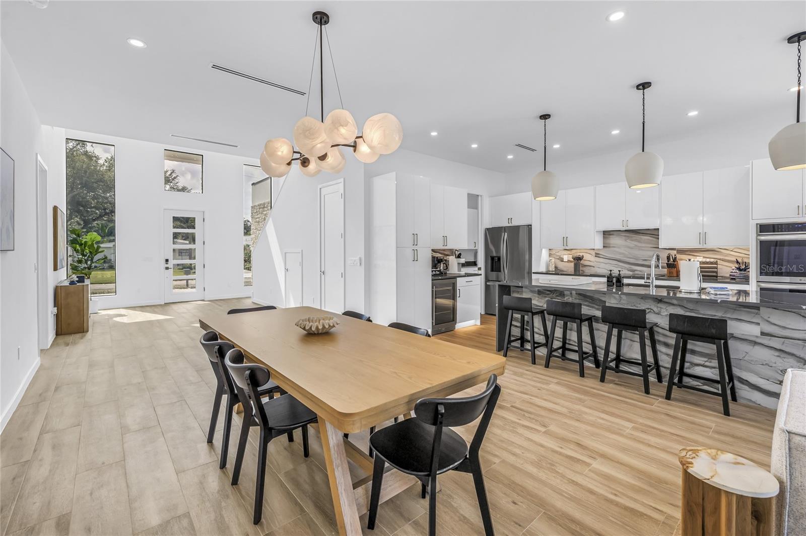 2345 TEMPLE ST — photo 11