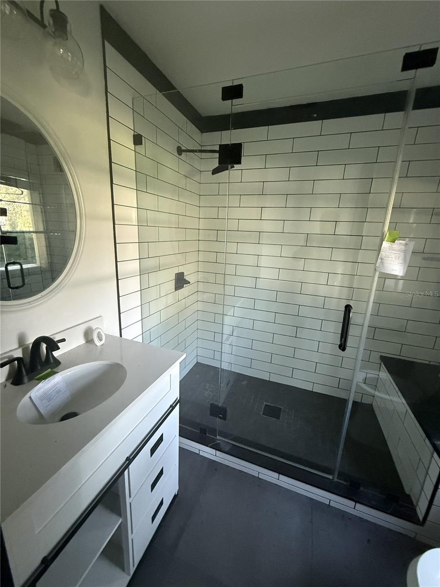 406 E YOUNG ST — photo 14