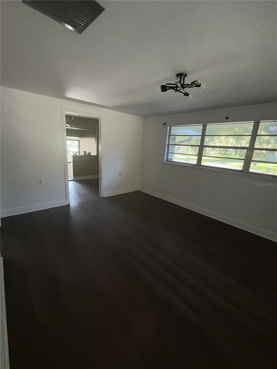 406 E YOUNG ST — photo 12