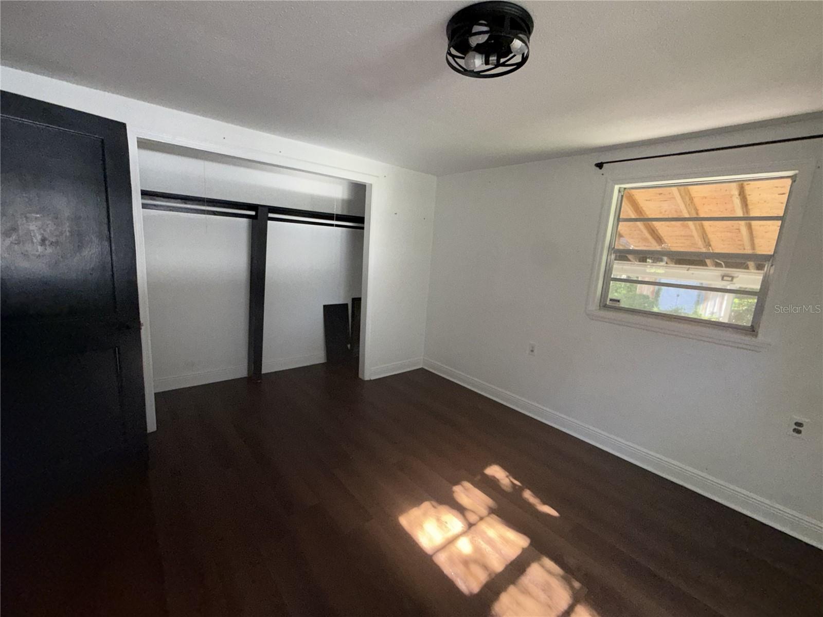 406 E YOUNG ST — photo 9