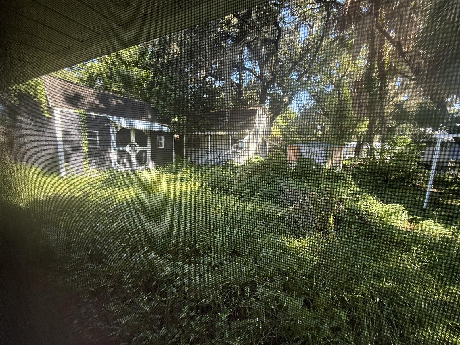 406 E YOUNG ST — photo 17