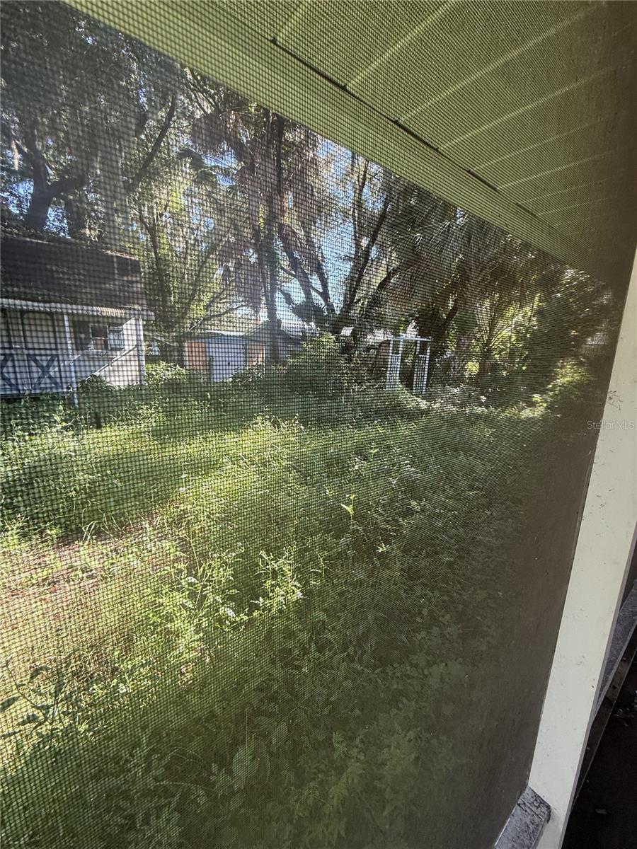 406 E YOUNG ST — photo 18
