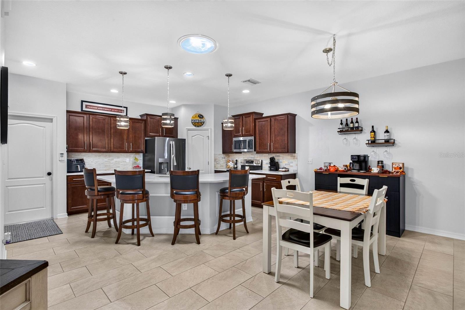 32835 WOODTHRUSH WAY — photo 12
