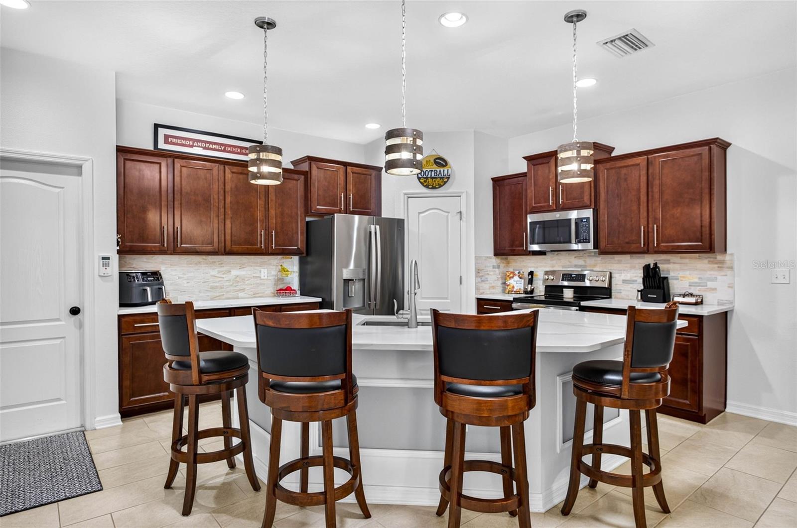 32835 WOODTHRUSH WAY — photo 16