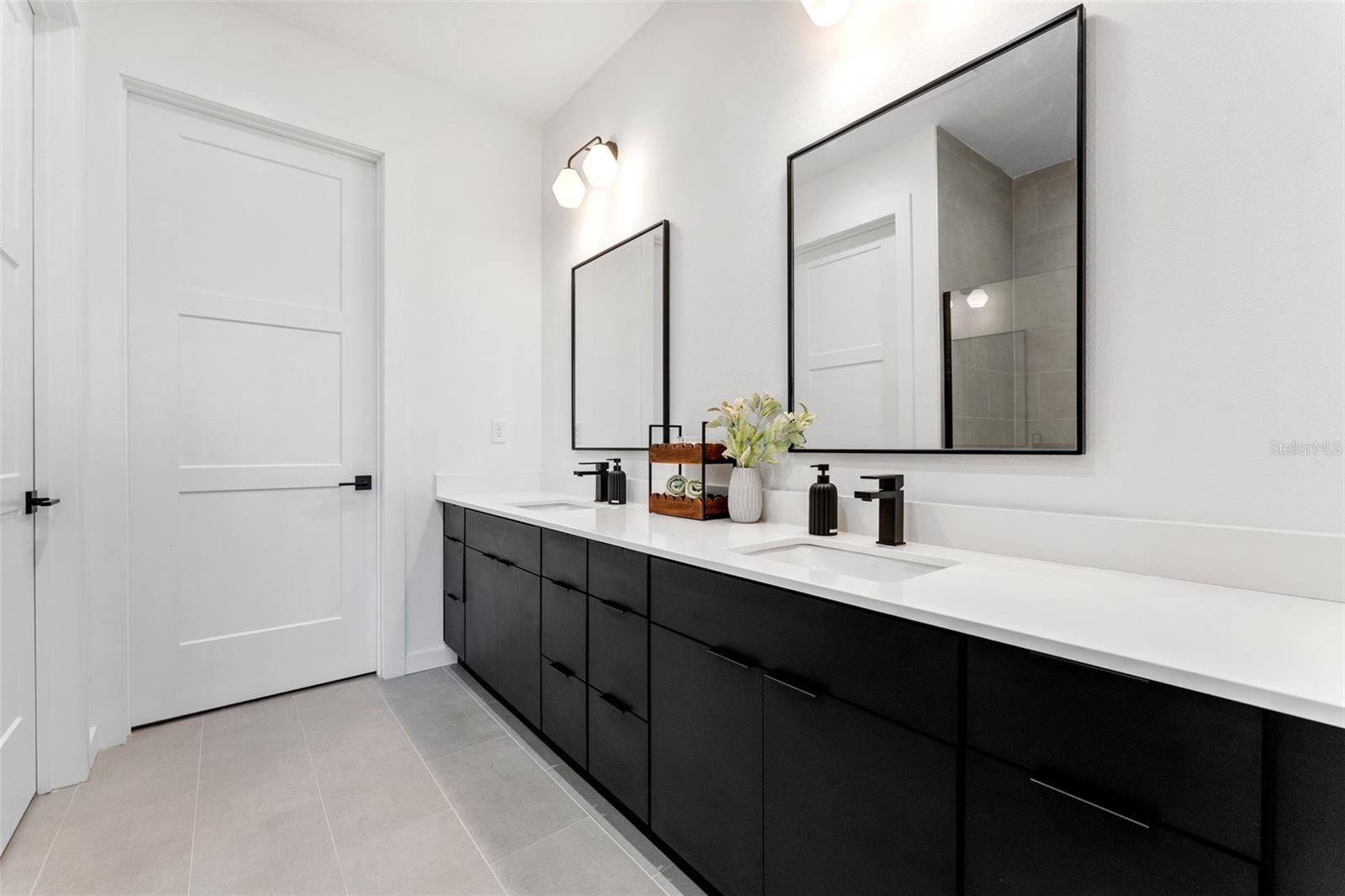 1218 E KAY ST #21 — photo 25