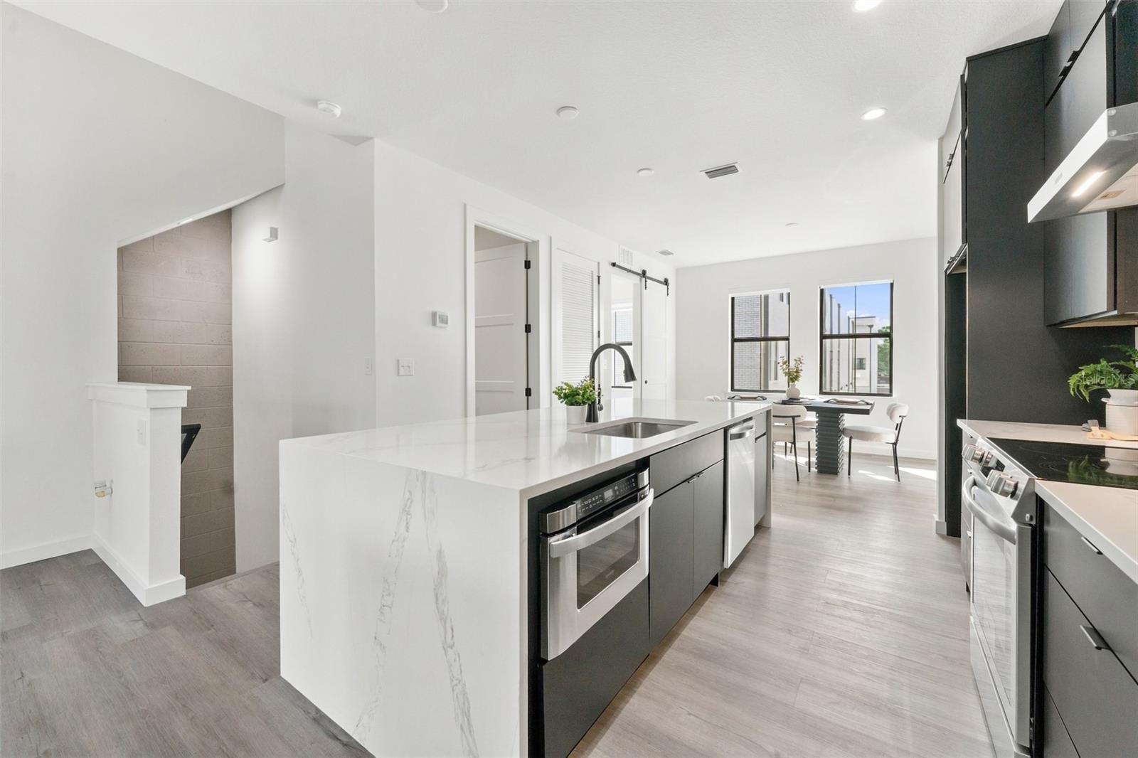 1218 E KAY ST #27 — photo 12