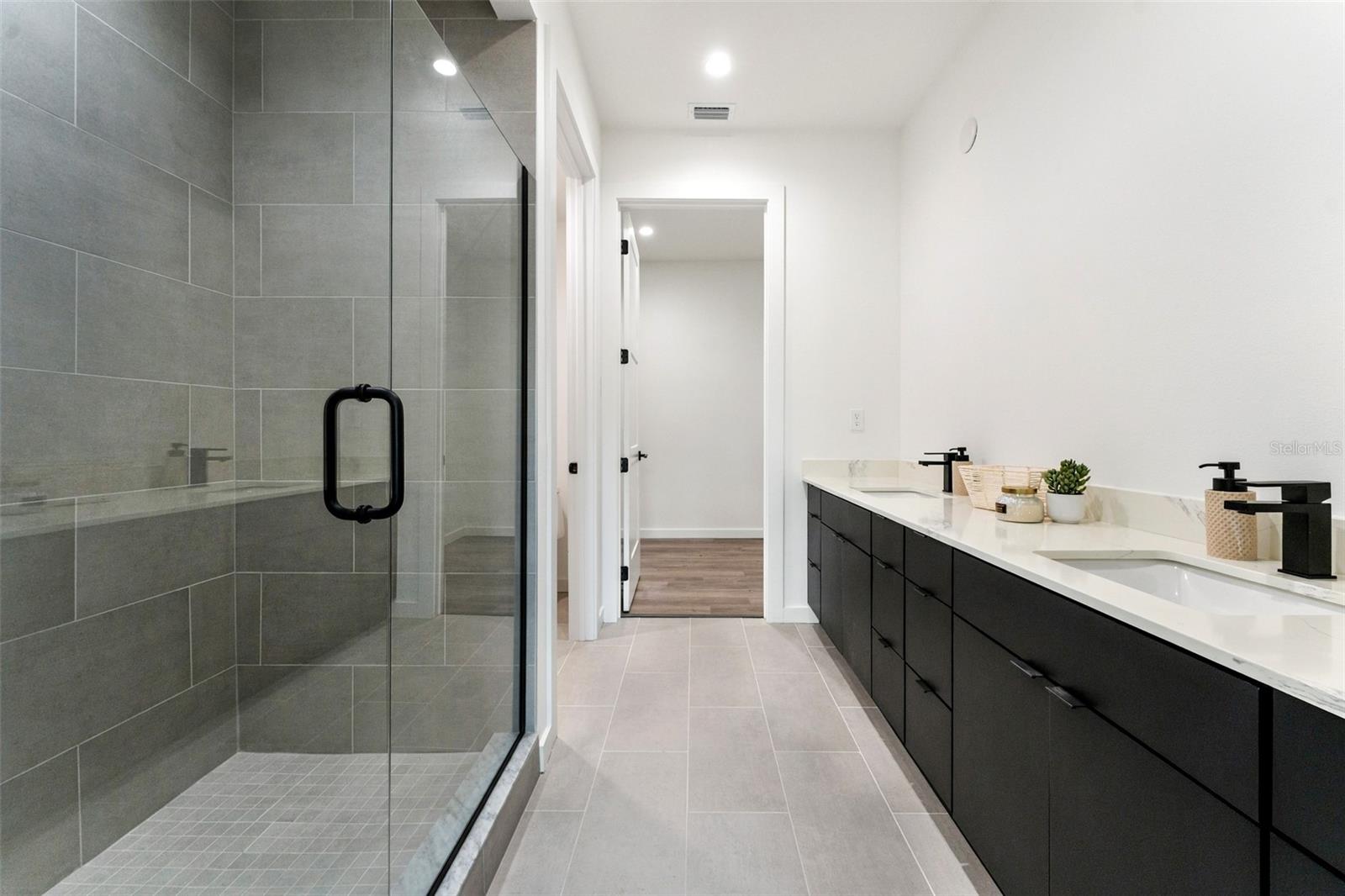 1218 E KAY ST #27 — photo 23
