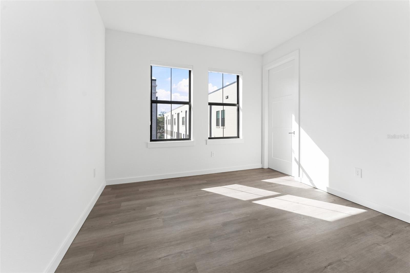1218 E KAY ST #27 — photo 26