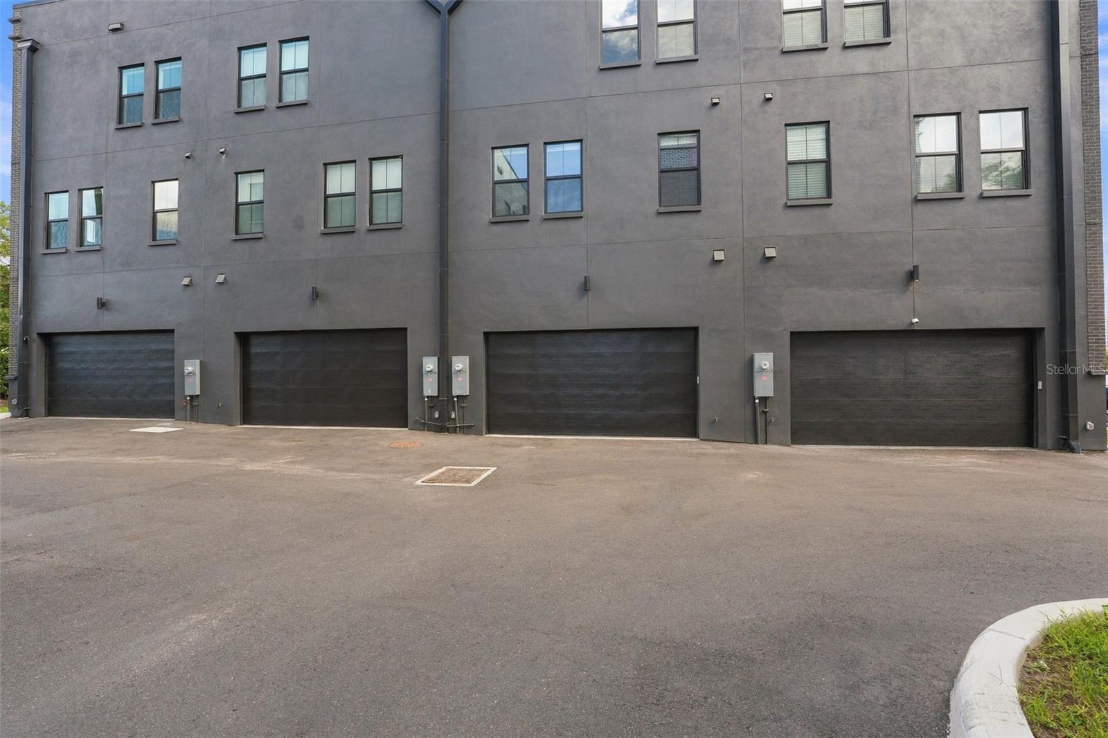 1218 E KAY ST #27 — photo 34