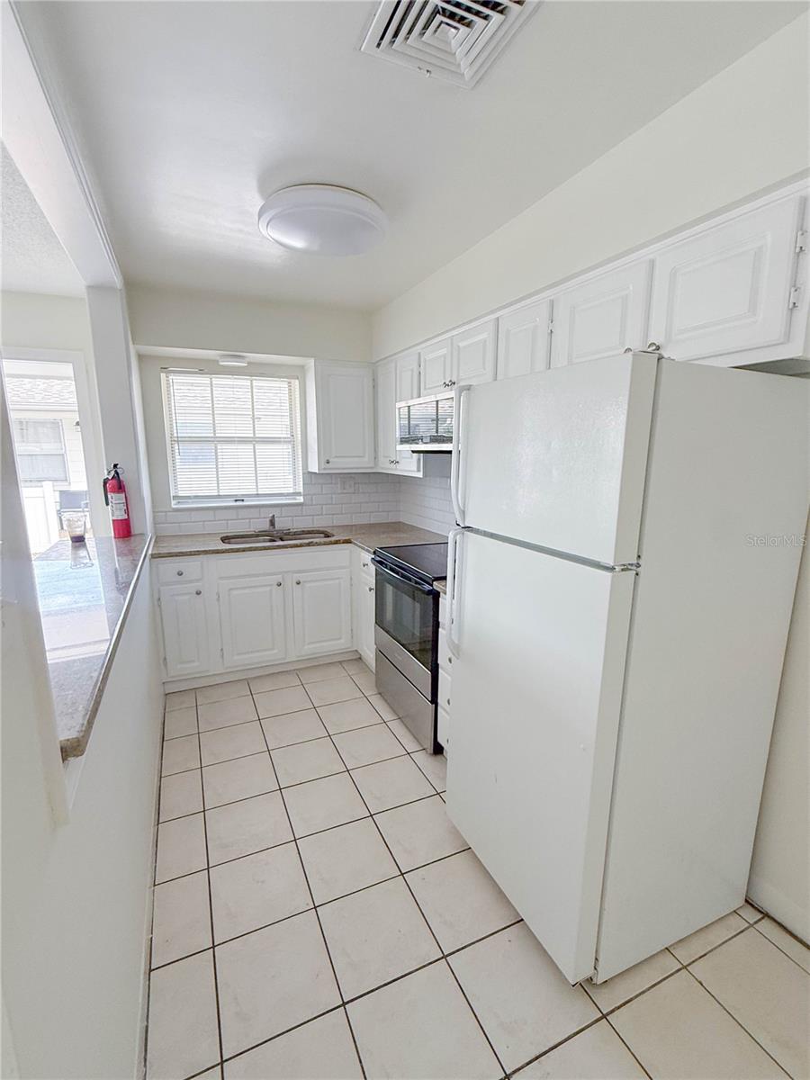 500 75TH ST N AVE N #10 — photo 8