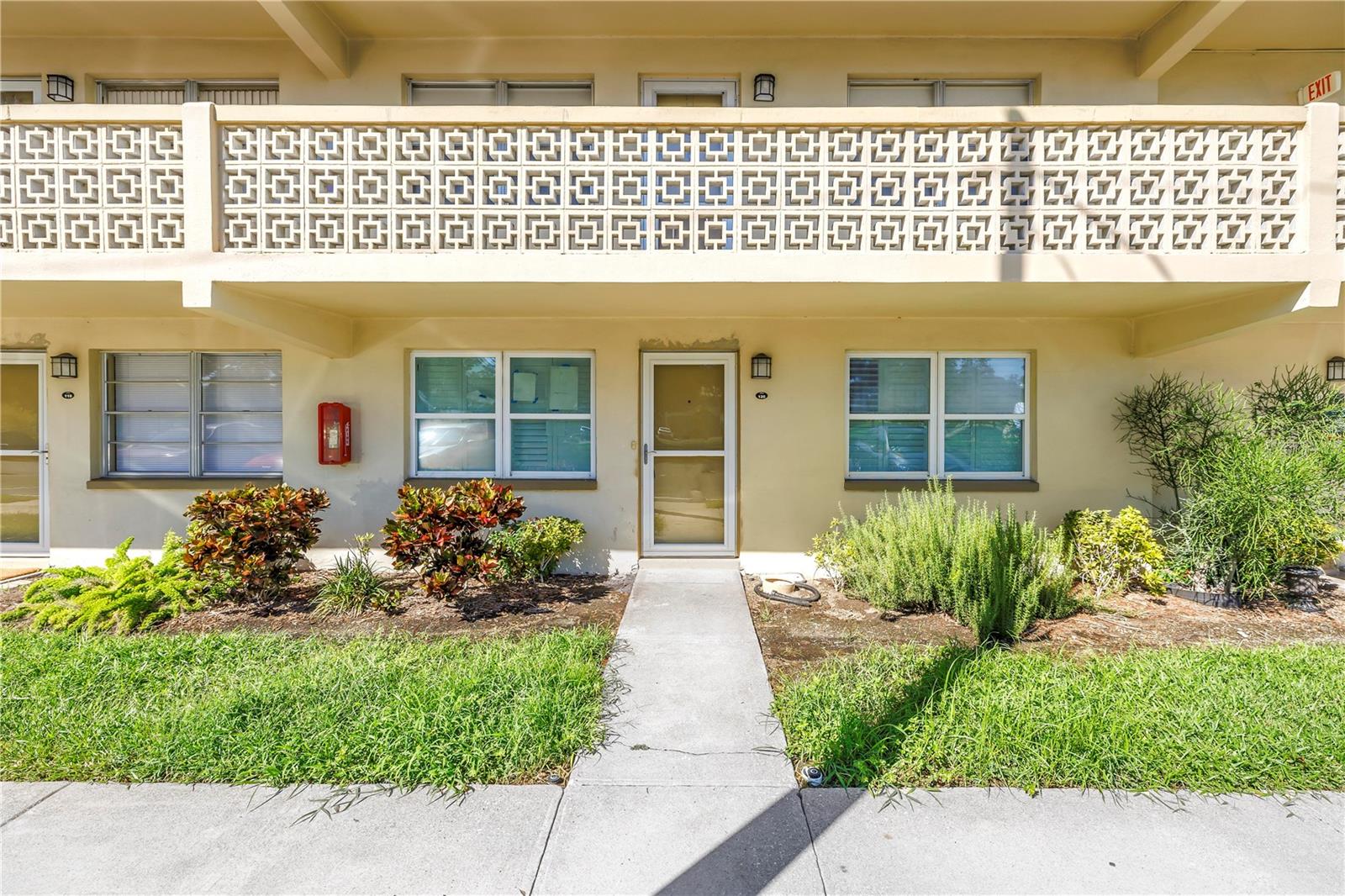 951 79TH AVE N #120 — photo 25